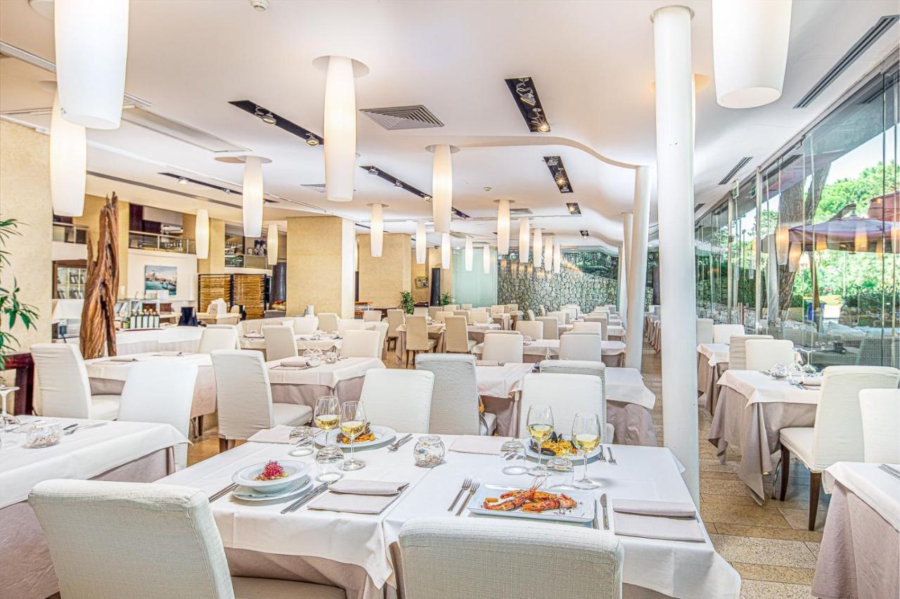Hotel Rex لينانو سابيادورو المظهر الخارجي الصورة
