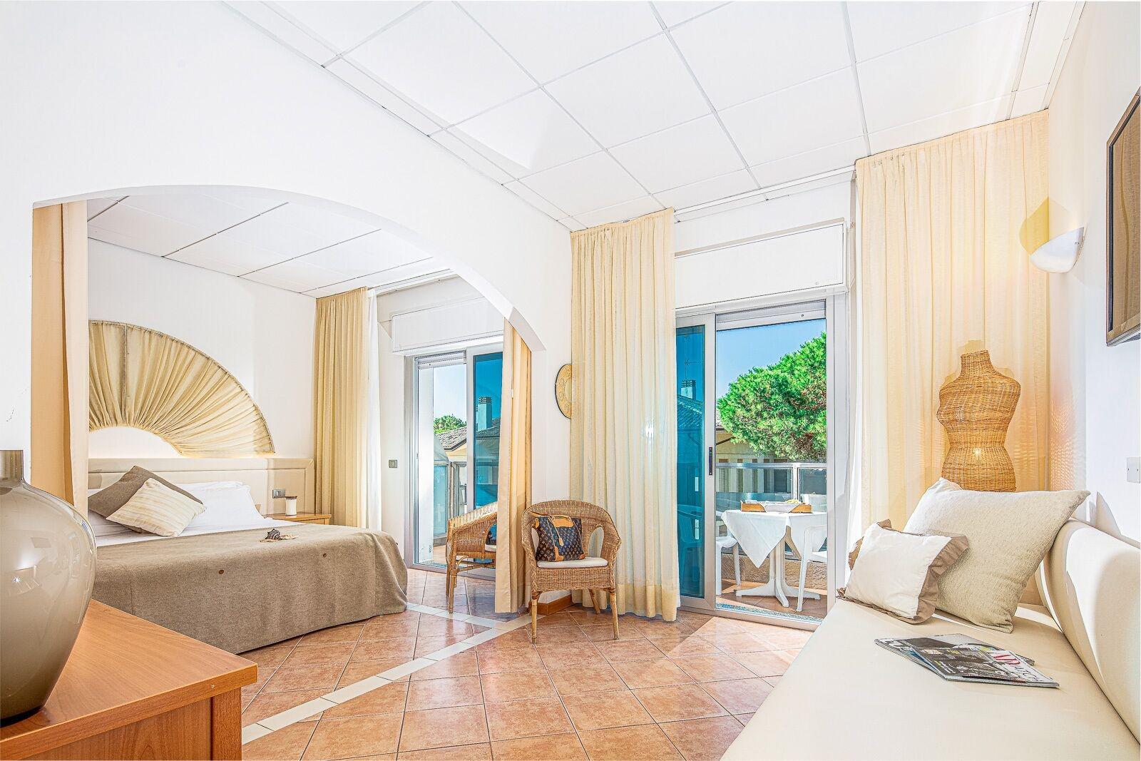 Hotel Rex لينانو سابيادورو المظهر الخارجي الصورة