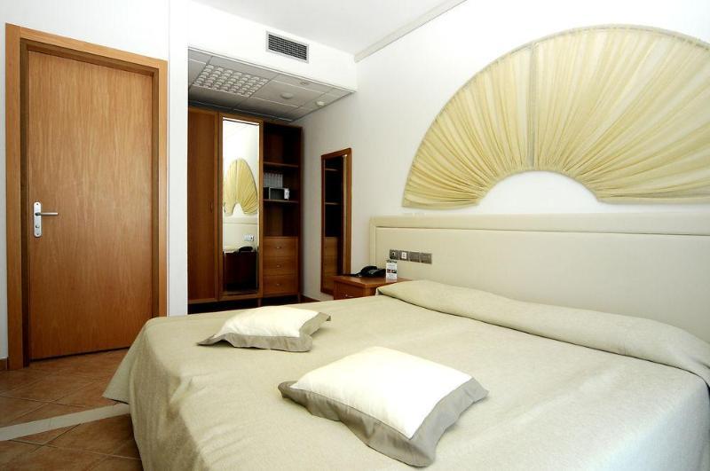 Hotel Rex لينانو سابيادورو المظهر الخارجي الصورة